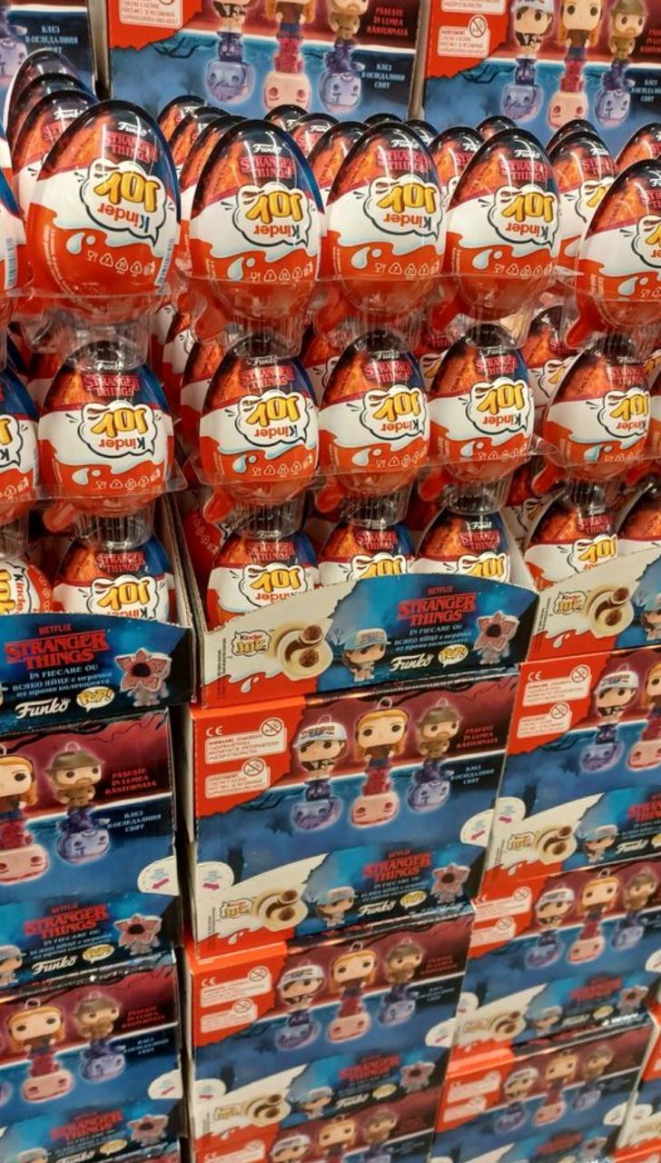 Stranger Things Kinder Joy